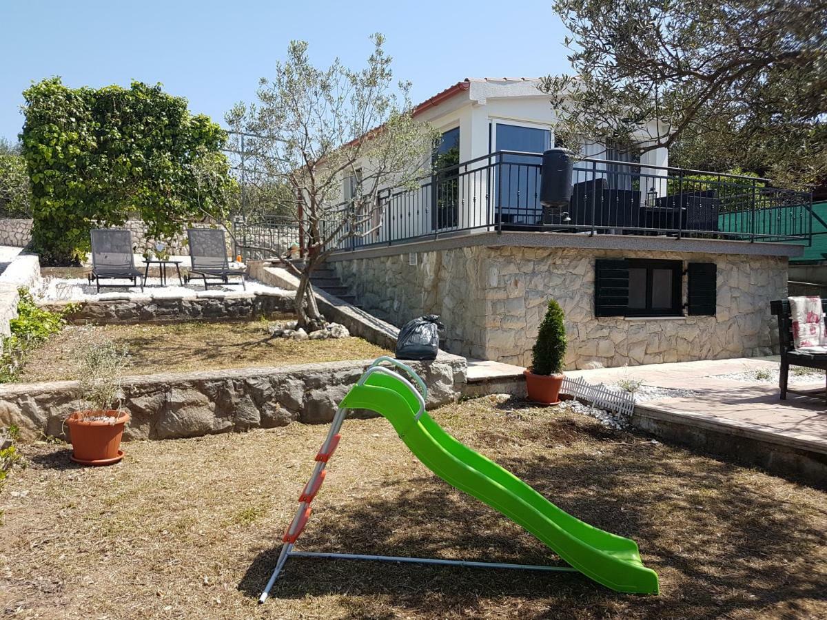 Rafael Villa Okrug Gornji Exterior photo